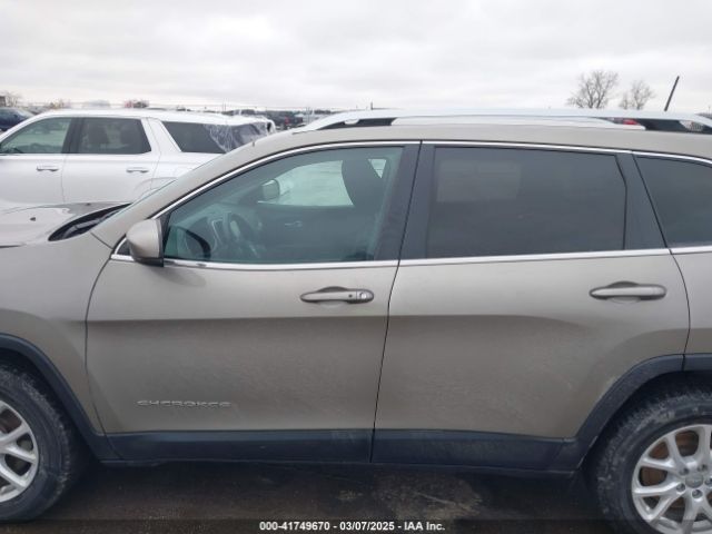 1C4PJMCS1GW356318 Jeep Cherokee Latitude