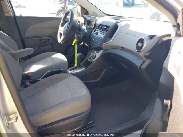 1G1JA5SH5F4148334 Chevrolet Sonic Ls Auto