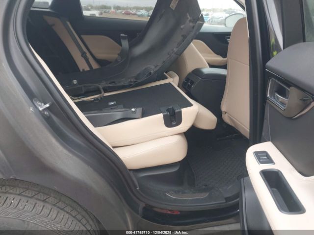 2020 JAGUAR F-PACE SADCJ2FX2LA621639 Photo 7