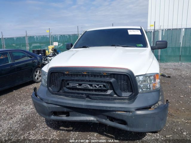 1C6RR7ST2KS731153 RAM 1500 Classic Tradesman  4x4 6'4 Box