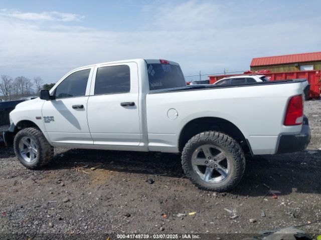 1C6RR7ST2KS731153 RAM 1500 Classic Tradesman  4x4 6'4 Box