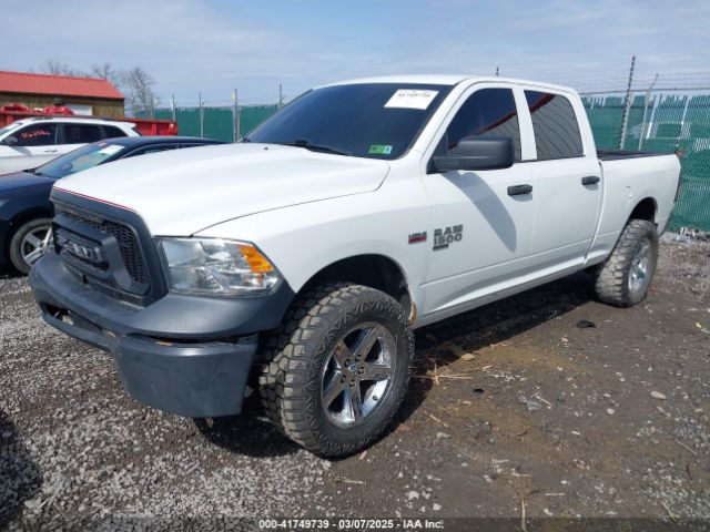 1C6RR7ST2KS731153 RAM 1500 Classic Tradesman  4x4 6'4 Box