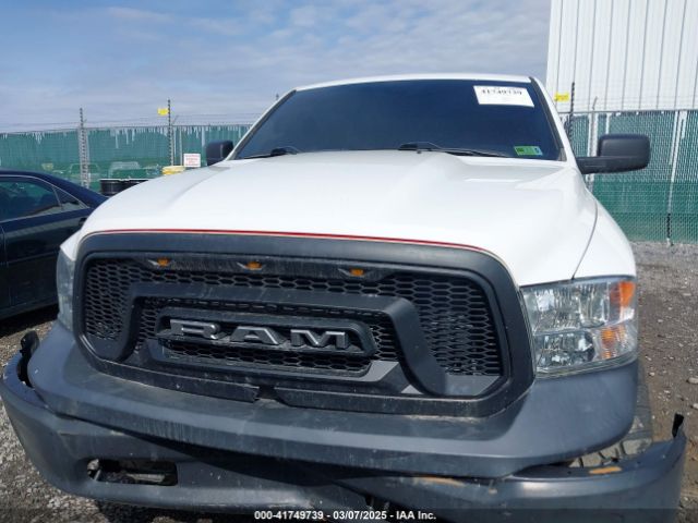 1C6RR7ST2KS731153 RAM 1500 Classic Tradesman  4x4 6'4 Box