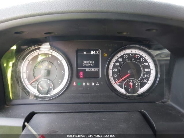 1C6RR7ST2KS731153 RAM 1500 Classic Tradesman  4x4 6'4 Box