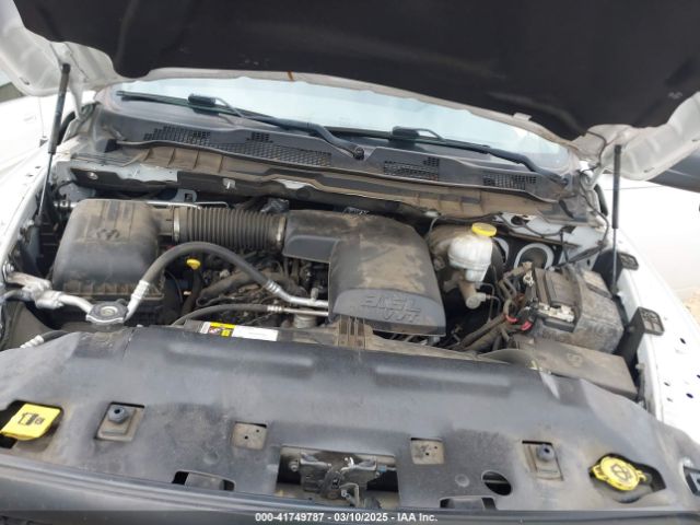 1C6RR7FG8KS655645 RAM 1500 Classic Tradesman  4x4 6'4 Box