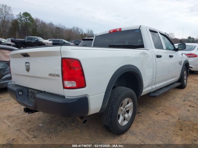 1C6RR7FG8KS655645 RAM 1500 Classic Tradesman  4x4 6'4 Box
