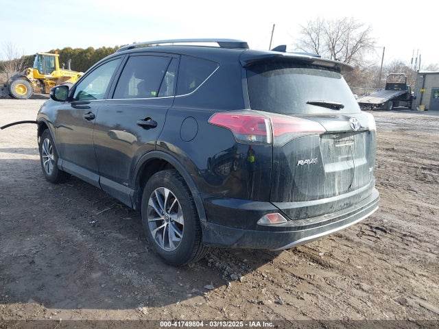 JTMRJREV8HD060092 Toyota Rav4 Hybrid Xle