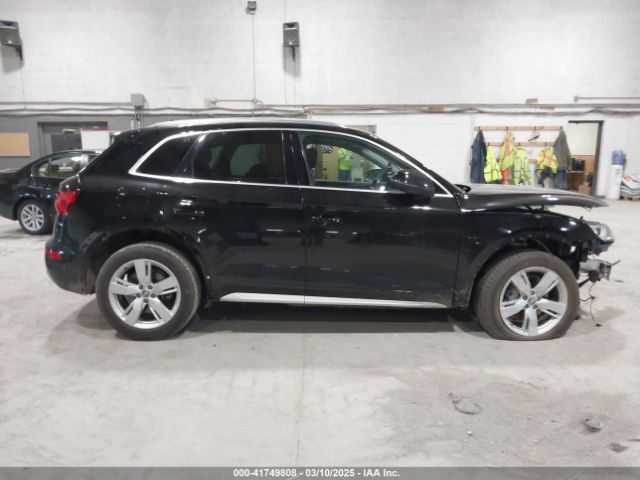 WA1BNAFY0J2237648 Audi Q5 2.0t Premium/2.0t Tech Premium