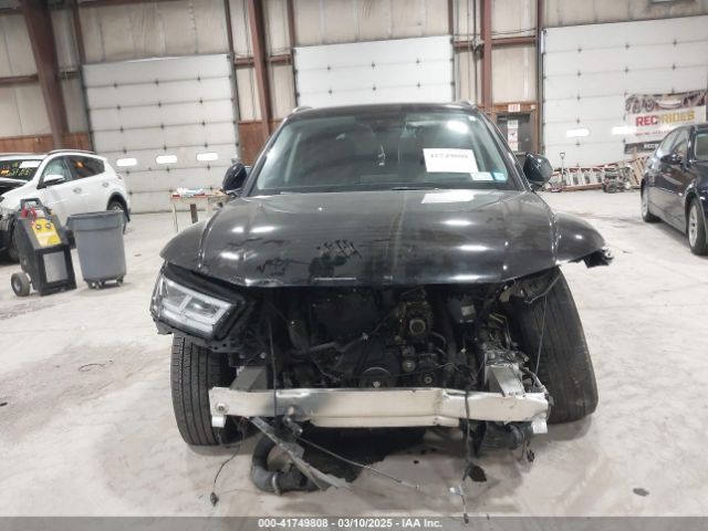 WA1BNAFY0J2237648 Audi Q5 2.0t Premium/2.0t Tech Premium