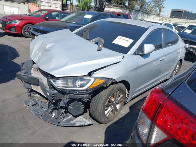KMHD74LF2JU609343 Hyundai ELANTRA SE