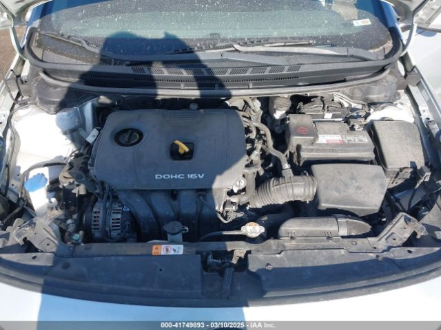 3KPFK4A70JE209884 KIA FORTE LX