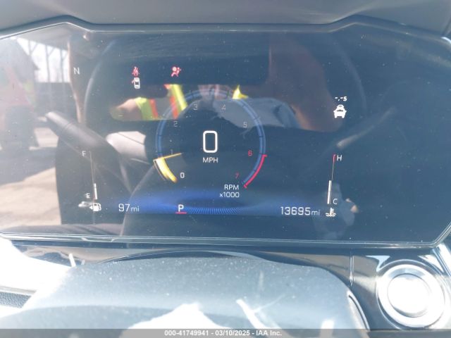 KL77LKE28RC076537 Chevrolet Trax Fwd Activ