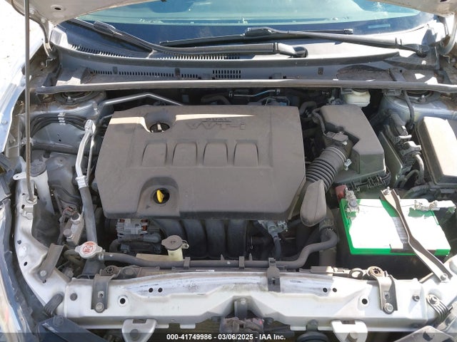 2T1BURHE3JC050965 Toyota COROLLA LE