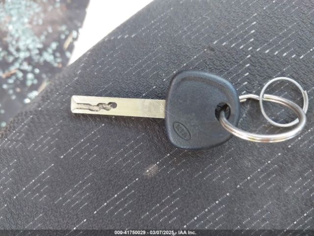 3KPA24AD4ME430442 KIA RIO LX