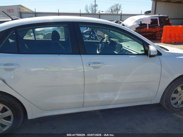 3KPA24AD4ME430442 KIA RIO LX