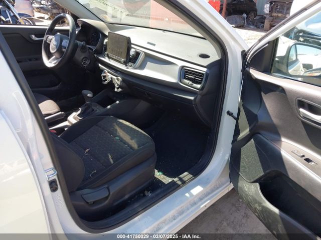 3KPA24AD4ME430442 KIA RIO LX