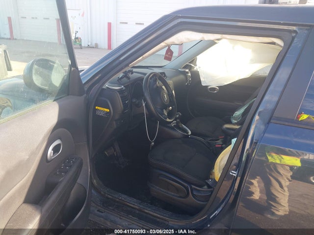 KNDJP3A55G7252288 KIA SOUL +