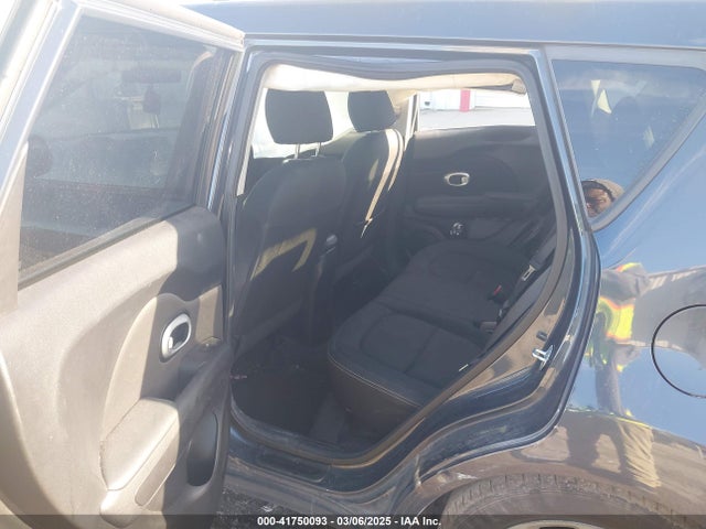 KNDJP3A55G7252288 KIA SOUL +