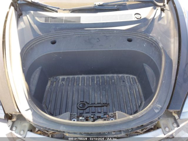 5YJ3E1EA1NF188638 Tesla Model 3 Rear-wheel Drive