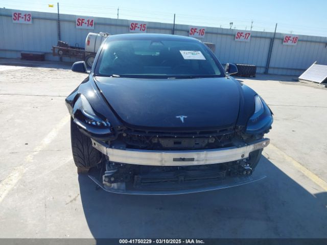 5YJ3E1EA1NF188638 Tesla Model 3 Rear-wheel Drive