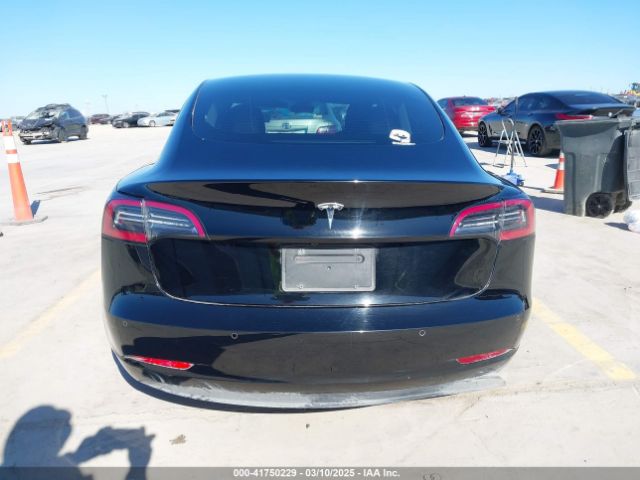 5YJ3E1EA1NF188638 Tesla Model 3 Rear-wheel Drive