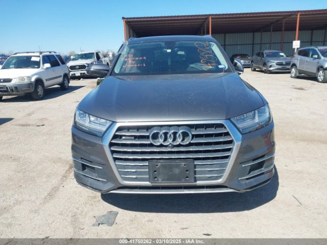 WA1LHAF72KD026413 Audi Q7 45 Premium/45 Se Premium