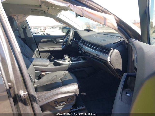 WA1LHAF72KD026413 Audi Q7 45 Premium/45 Se Premium