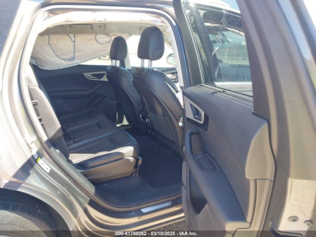WA1LHAF72KD026413 Audi Q7 45 Premium/45 Se Premium