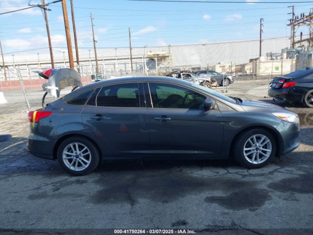1FADP3F27JL285891 Ford FOCUS SE