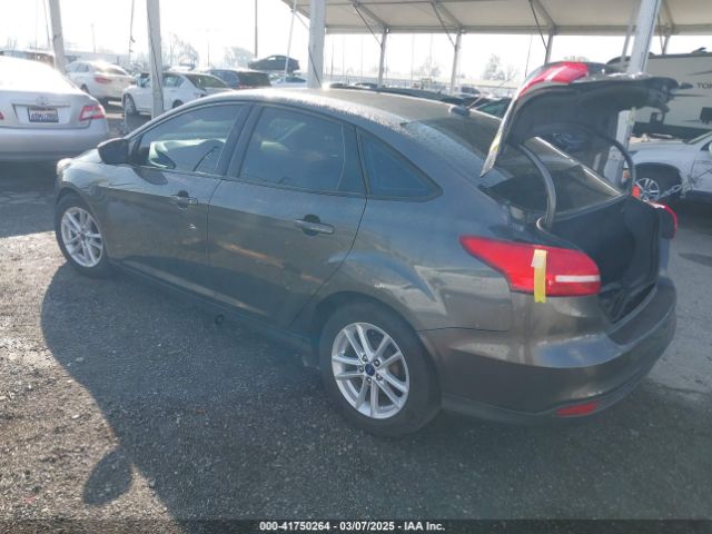 1FADP3F27JL285891 Ford FOCUS SE