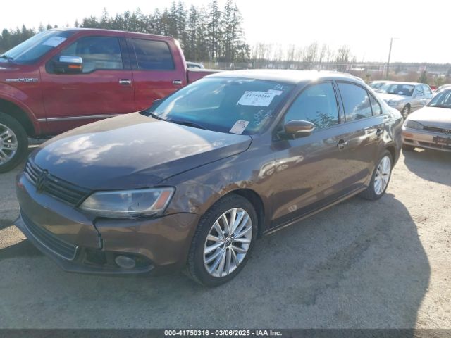 3VWLL7AJ3EM388993 Volkswagen 2014
