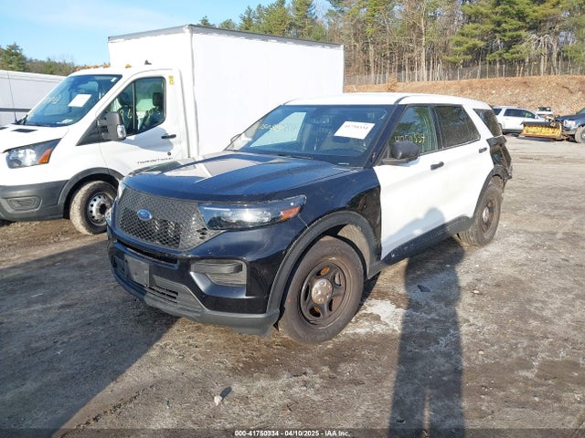 Ford Police Interceptor 2022 1FM5K8AB9NGA01978 Image 2