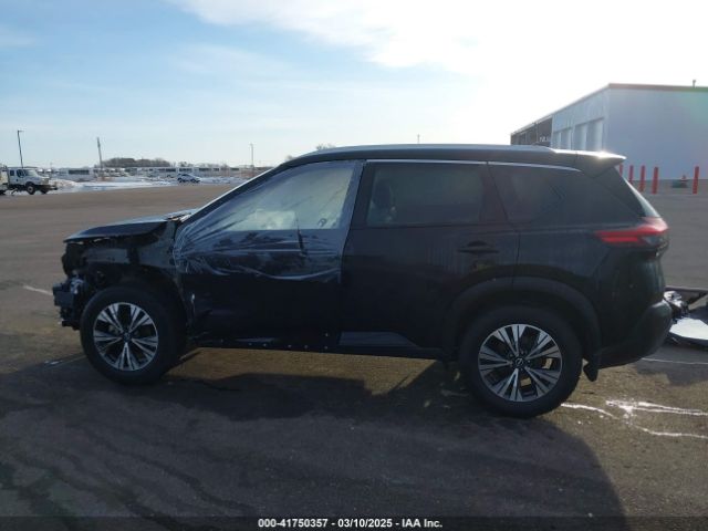 JN8BT3BB2NW337388 Nissan Rogue Sv Intelligent Awd