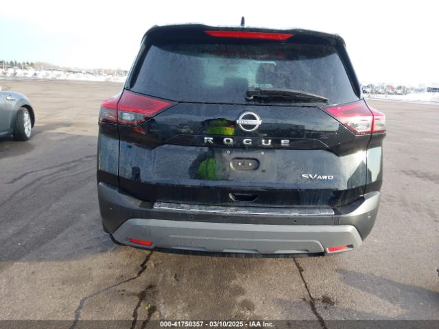 JN8BT3BB2NW337388 Nissan Rogue Sv Intelligent Awd
