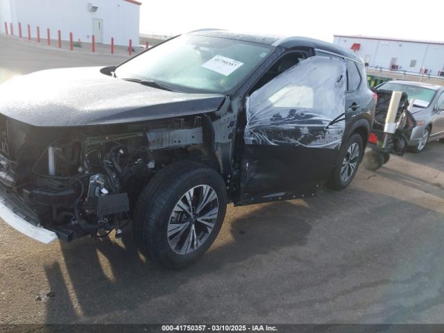 JN8BT3BB2NW337388 Nissan Rogue Sv Intelligent Awd