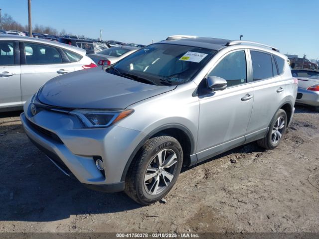 2T3RFREV7HW596021 Toyota Rav4 Xle