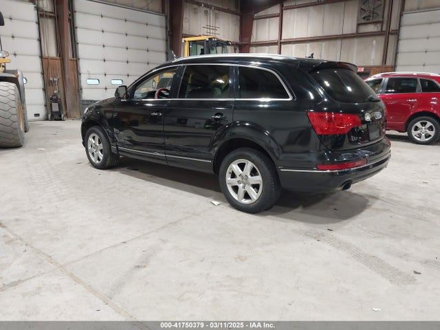 2015 AUDI Q7 WA1LGAFE2FD009585 Photo 2