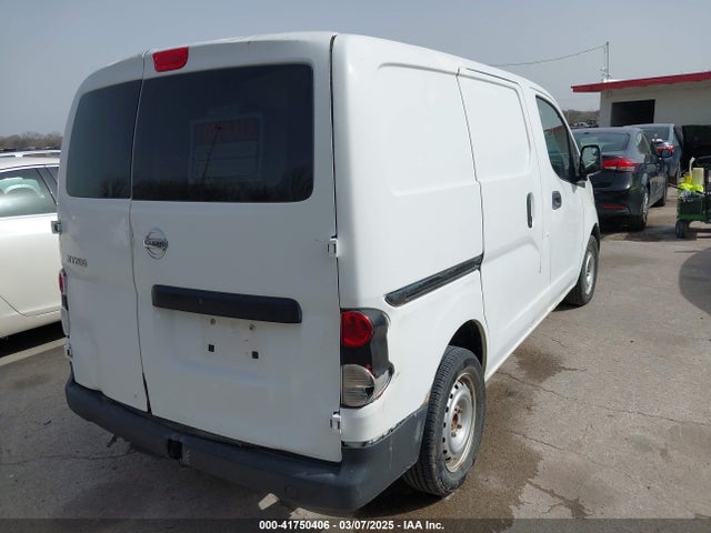 3N6CM0KN1HK718121 Nissan Nv200 S