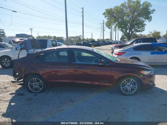 3FA6P0RU8GR127140 Ford Fusion Hybrid Titanium