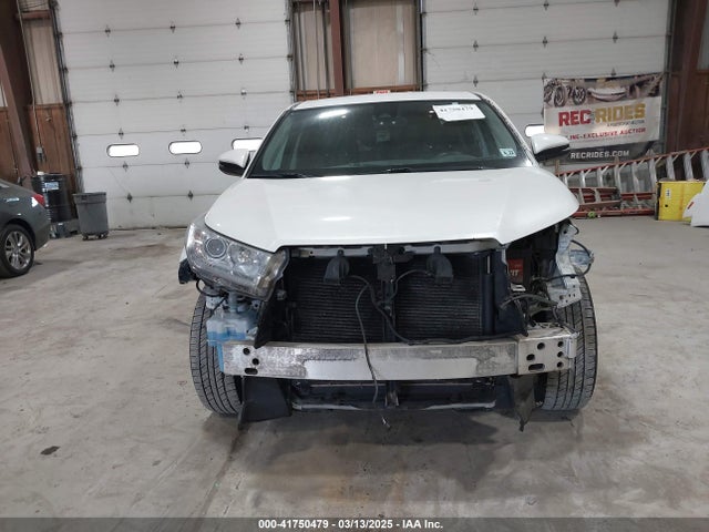 Toyota Highlander Le 2017 5TDBZRFH1HS448059 Image 17