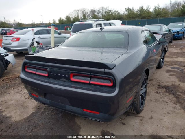 2C3CDZFJ1JH288148 Dodge Challenger R/t Scat Pack