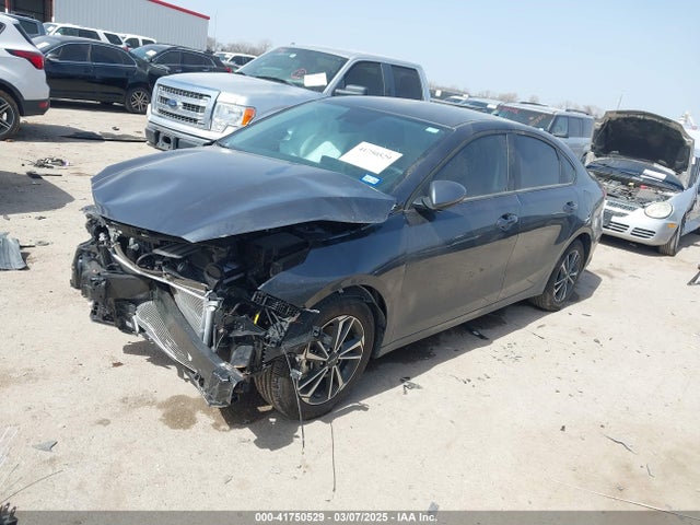3KPF24AD8RE800644 KIA Forte Lxs