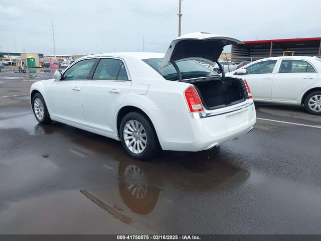 2C3CCAAG9EH244470 Chrysler 300