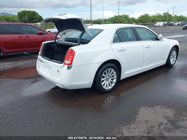 2C3CCAAG9EH244470 Chrysler 300