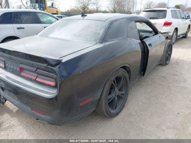 2C3CDZAGXFH835257 Dodge Challenger Sxt