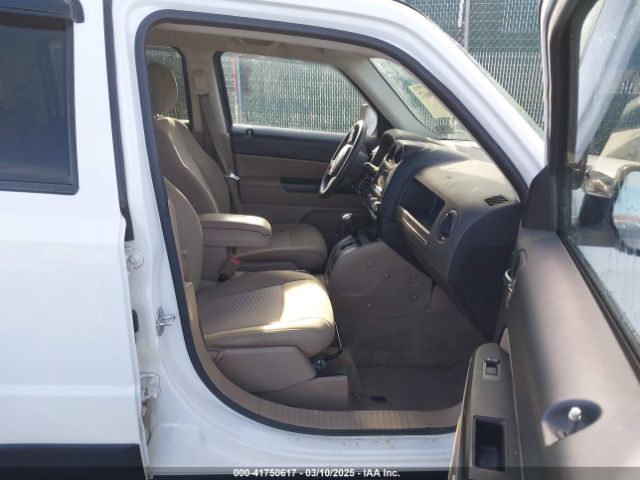 2017 JEEP PATRIOT 1C4NJRBB0HD196872 Photo 4