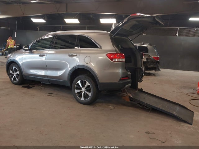 5XYPH4A19GG033153 KIA Sorento 2.0t Ex