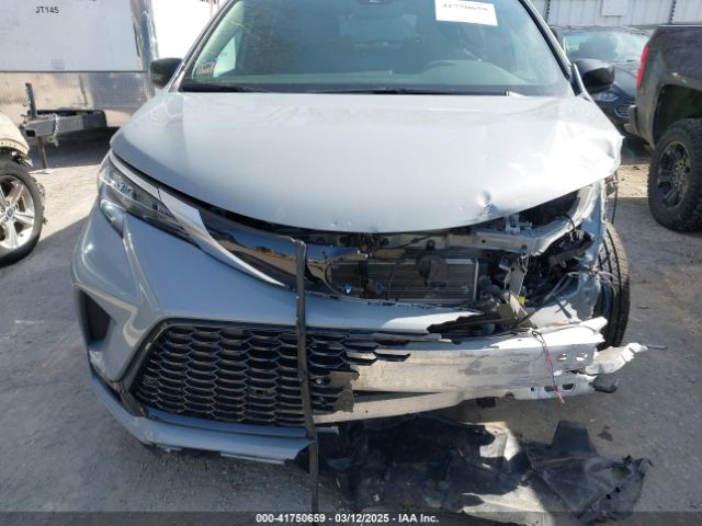 5TDXSKFC4RS145137 Toyota Sienna Xse