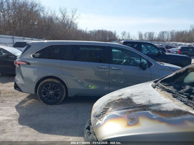 5TDXSKFC4RS145137 Toyota Sienna Xse