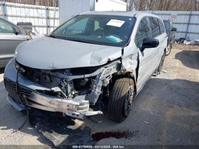 5TDXSKFC4RS145137 Toyota Sienna Xse